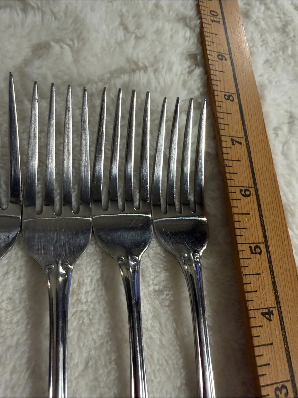 Farberware FRW79 Forks Pre Owned 7 Forks
